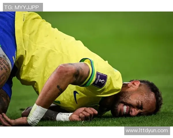 足球明星中谁在比赛中遭受的犯规次数最多揭示了哪些潜在问题