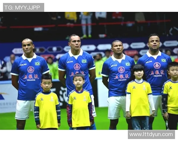 日本足球明星盘点：那些在国际舞台上闪耀的传奇球员
